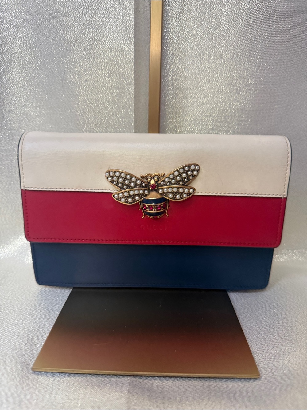Gucci Cream Red Navy Queen Margaret Bee Flap Bag with Crossbody Chain
